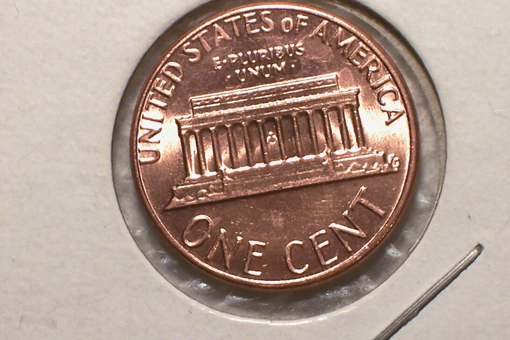 1982-P @ Small Date *Copper* Lincoln Mem. Penny {From roll}