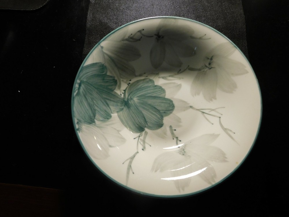 VINTAGE FARBERWARE HAND PAINTED BOWL! E290XDXX