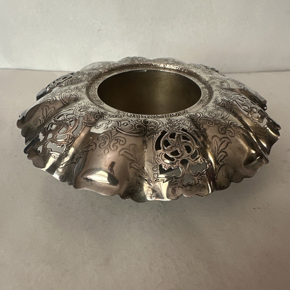 VTG Essay Canada 1514 E. P. Copper Silverplate Scalloped Pierced Rim Dish No Lid