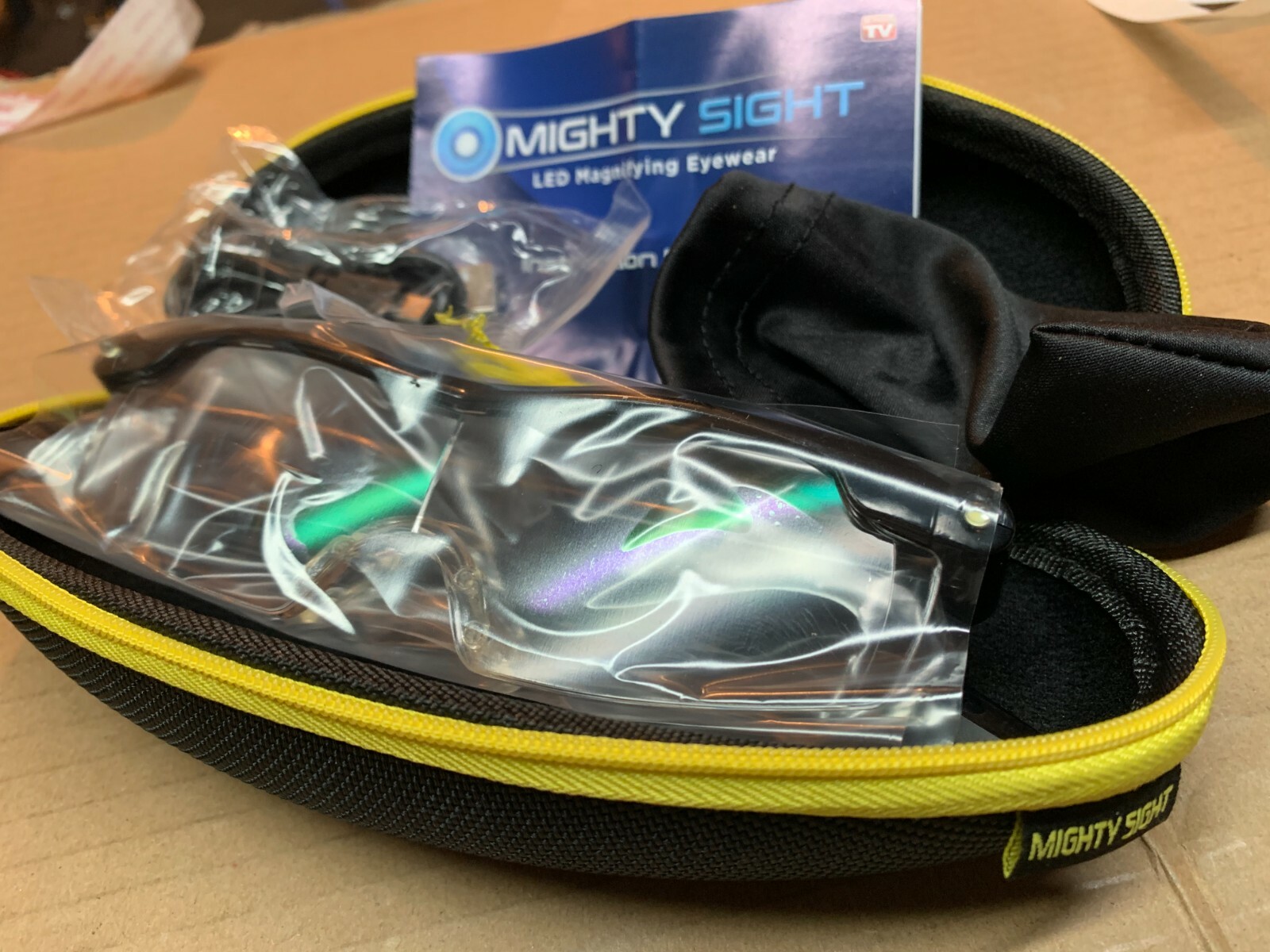 Mighty Sight Magnifying Glasses with Rechargeable LED light & free carrying case