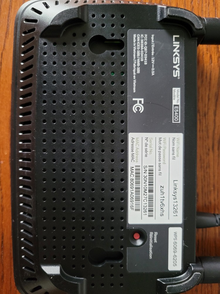 Linksys E5400 WIFI Router