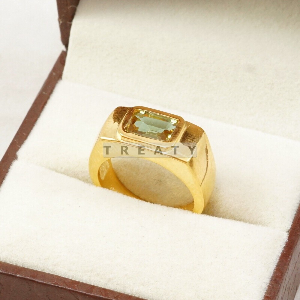 Alexandrite Octagon Gemstone With 14K Solid Yellow Gold Men Ring #B825