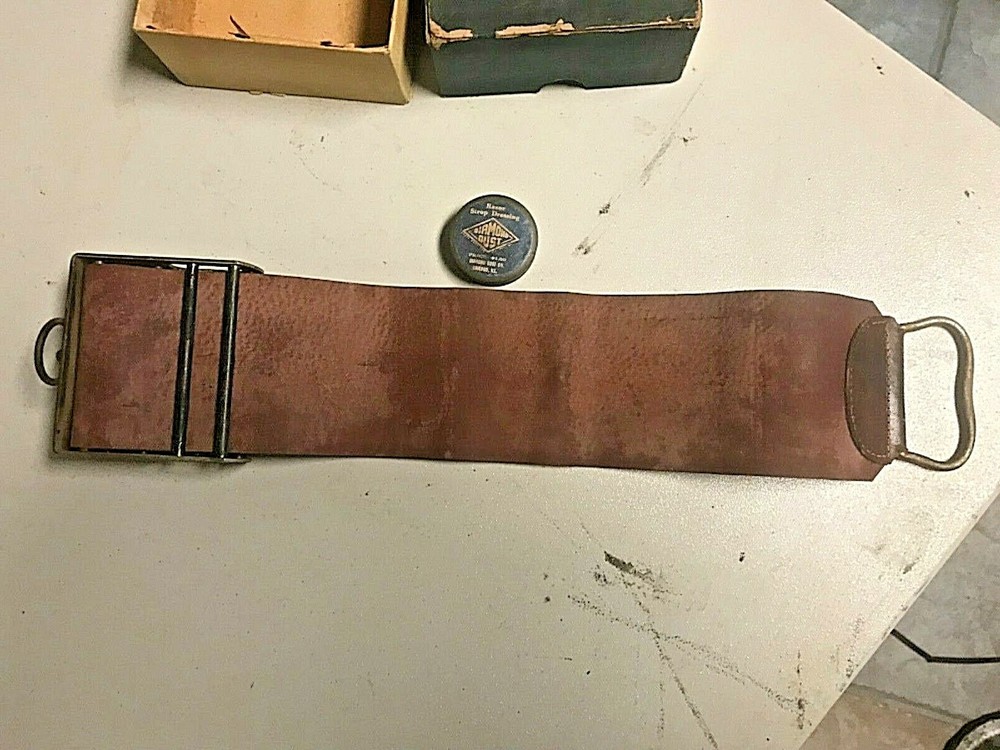 Vintage Diamond Dust Automatic Razor Strop/Tin Diamond Dust Strop Dressing