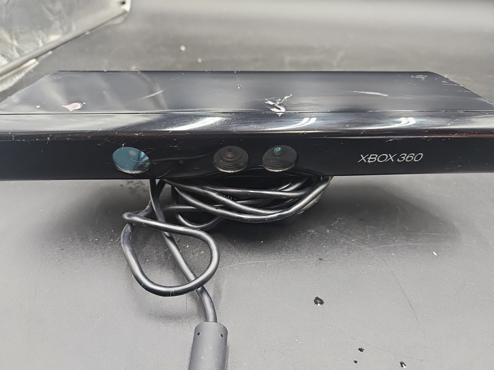 Microsoft Xbox 360 Kinect Sensor