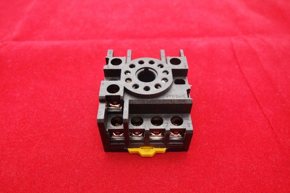 ONE PF113A-E RELAY SOCKET BASE FOR MK-3P RELAY