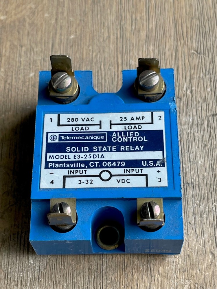 TELEMECANIQUE ALLIED CONTROL MODEL E3-25D1A SOLID STATE RELAY 25A 280VAC