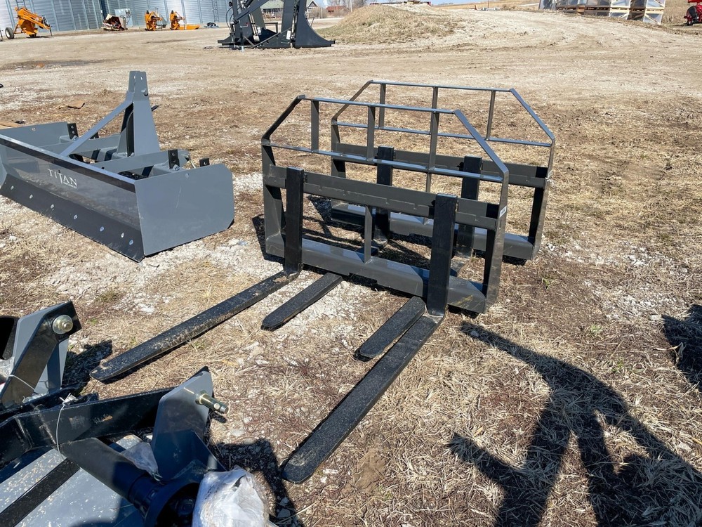 42" Pallet Forks Universal Skid Steer