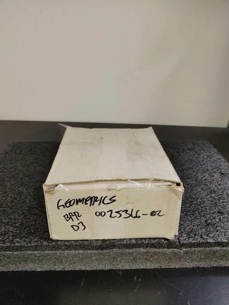 GEOMETRIC 0025366-02 Automatic Battery Charger