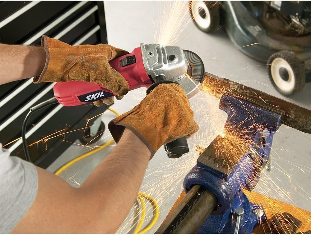 Power Tool: 6A Angle Grinder - Quick Guard Adjustment