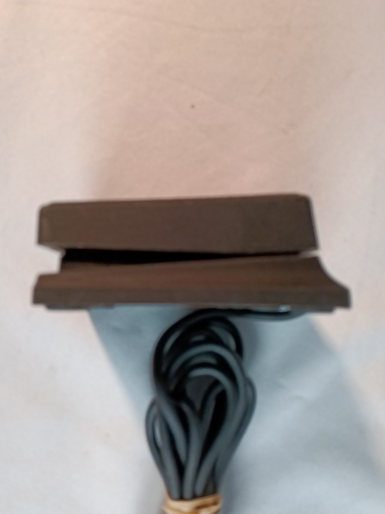 StudioLogic PS-100 Keyboard Foot Switch