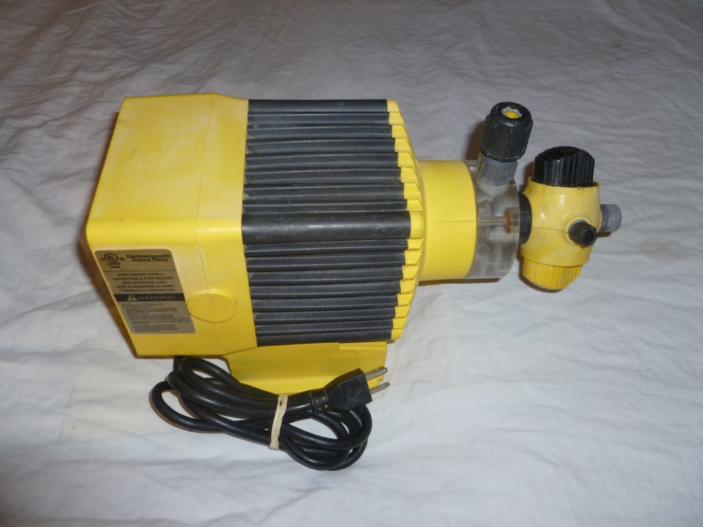 LMI MICROPROCESSOR PUMP B911-D90HI MADE IN USA