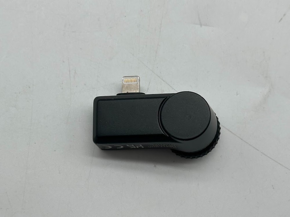 Seek Thermal CW-AAA Compact-All-Purpose Thermal Imaging Camera (Lightning)