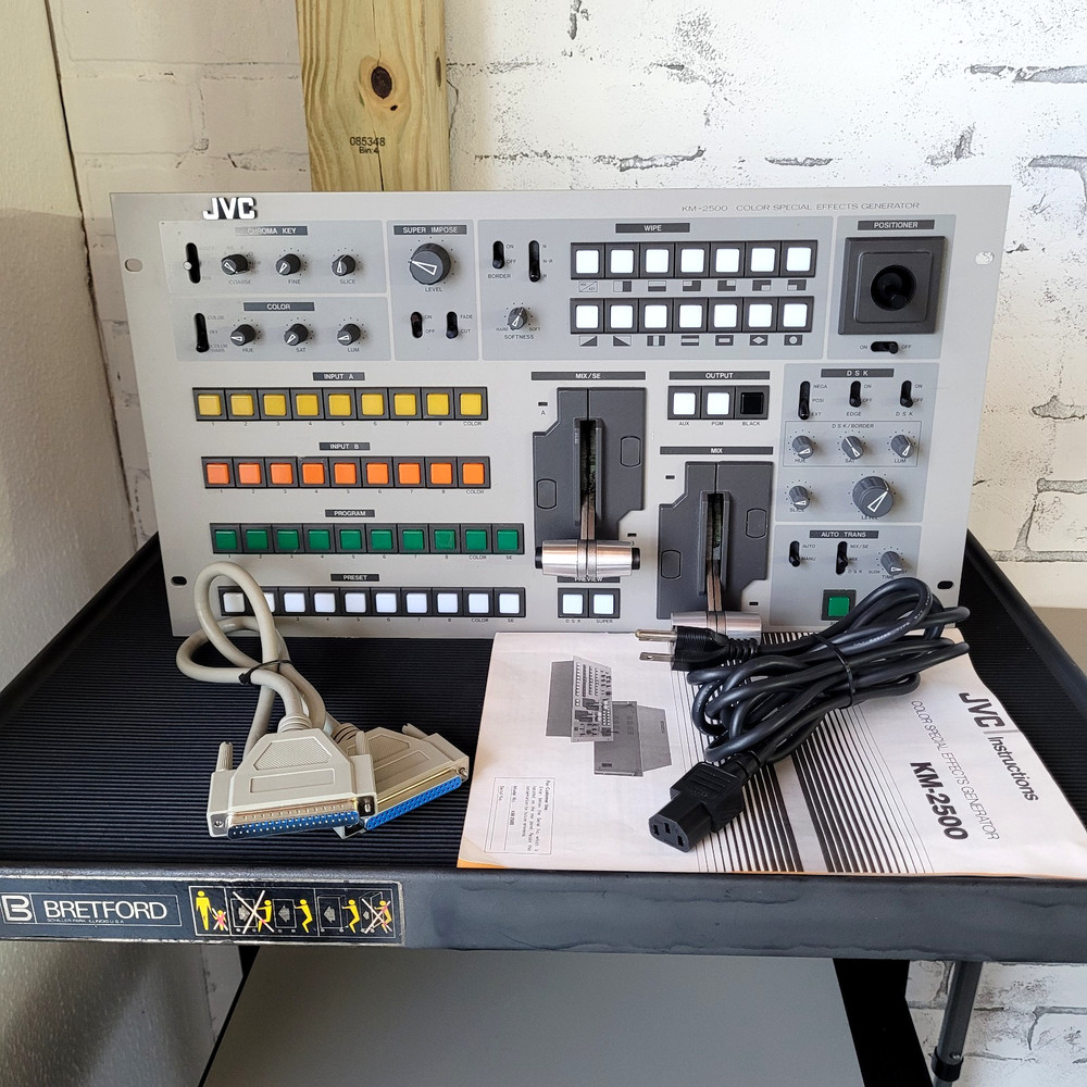 JVC KM-2500 Digital Special Effects Generator Controller W/ Main Unit Tested