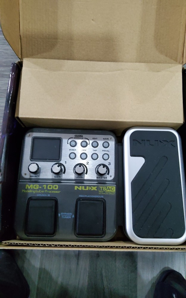NUX Multi-Effects Pedal Processor MG-100