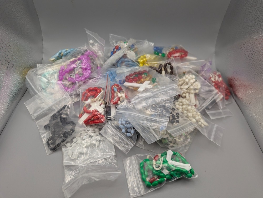 39 Vintage Plastic Or Resin Material Catholic Rosary