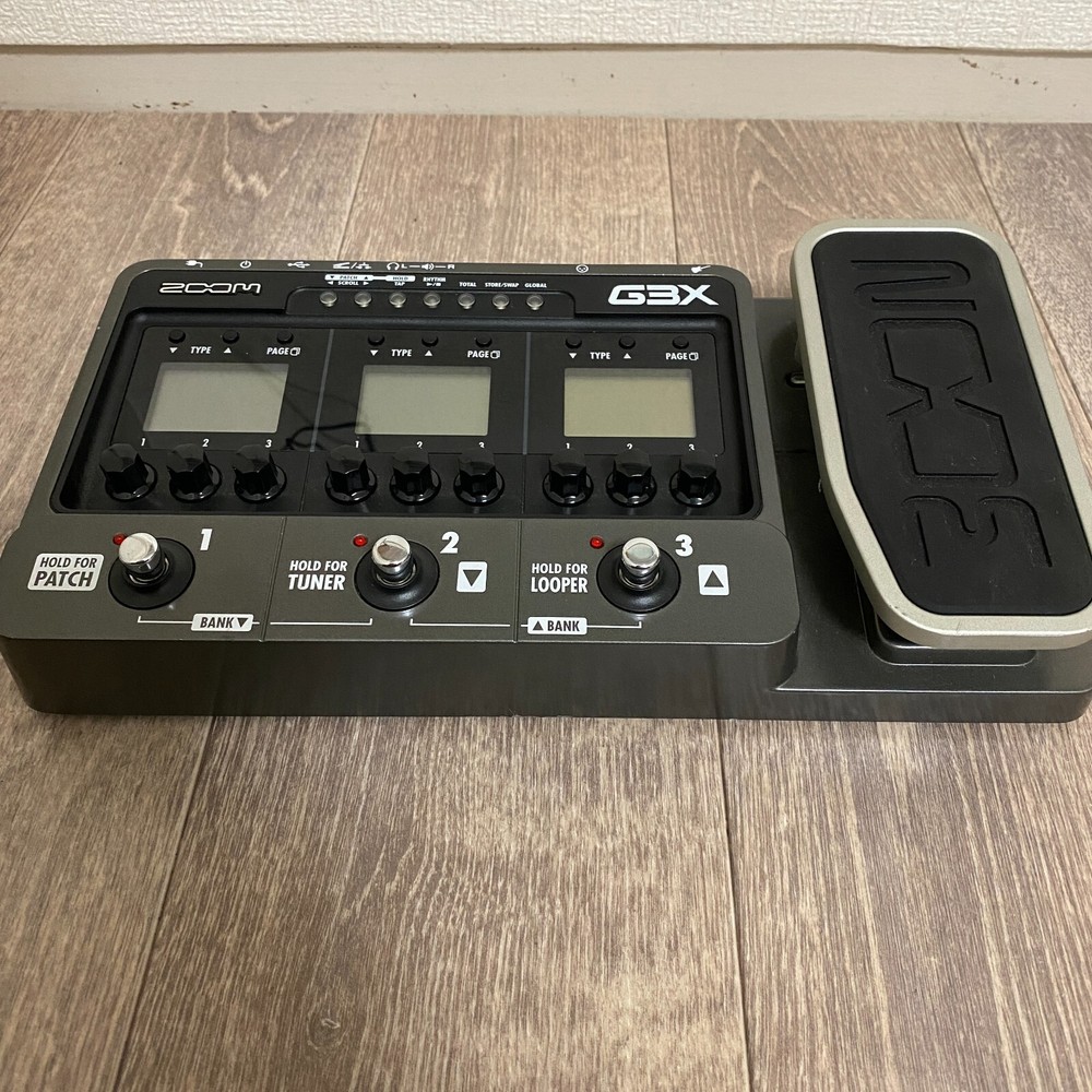 Zoom G3X Multi-Effects Guitar Amplifier Simulator Sounds Pedal With AC Adapter