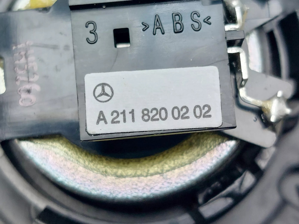 MERCEDES E CLASS C207 W207 TWEETER SPEAKER 2011 A2077200411