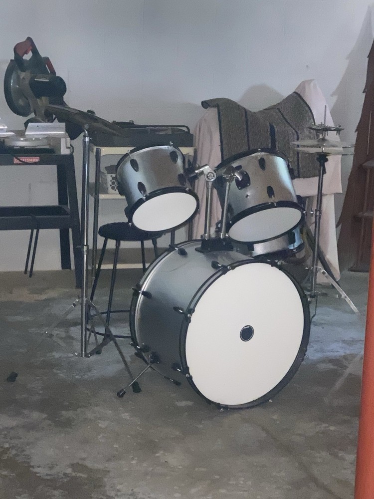 Drum Set With Many Accessories *PICK UP ONLY*