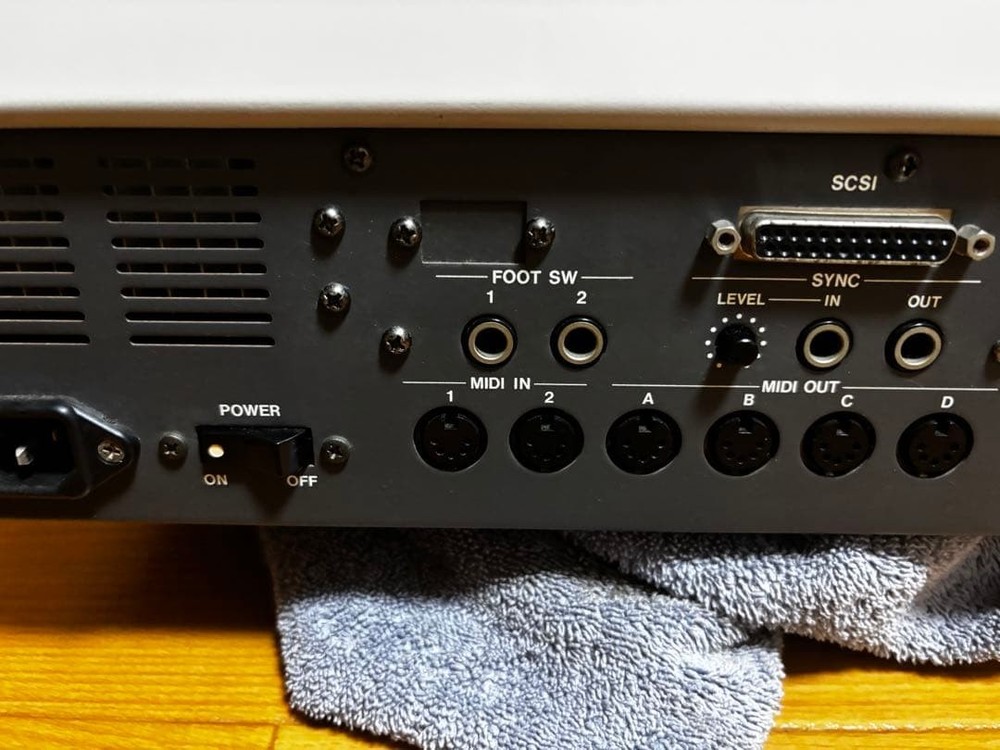AKAI MPC3000 Sampler Drum Machine Tested Working From Japan