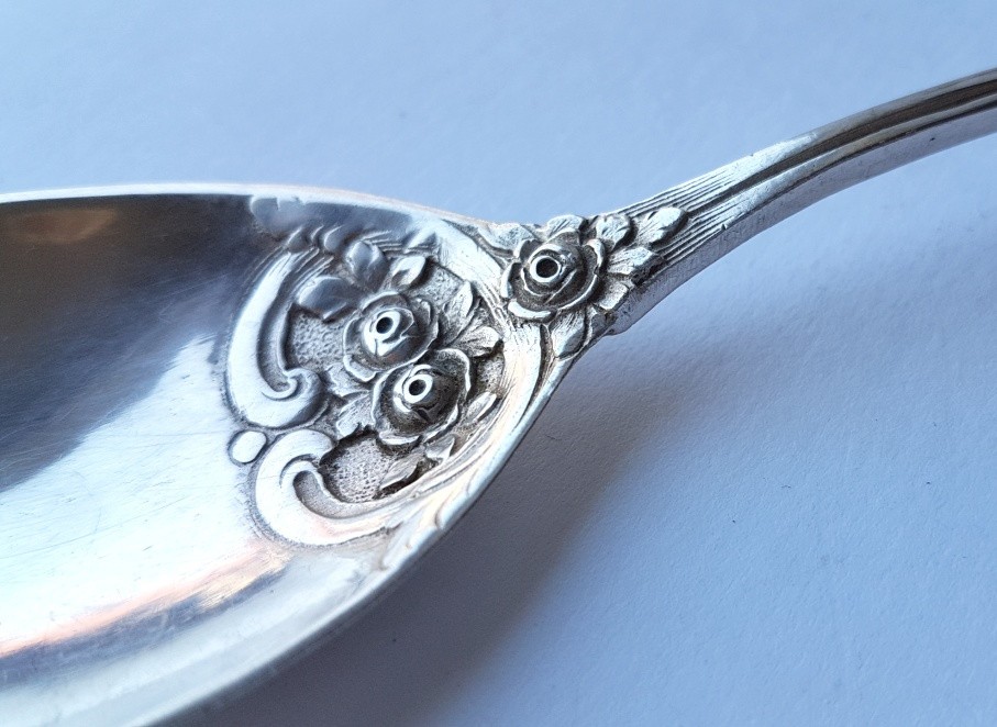 Large Solid Serving Spoon/ Cream Spoon Hildesheimer Rose 800 Silver K861