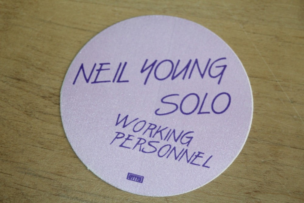 Neil Young  -  Unused Backstage Pass - FREE POSTAGE - lot #1