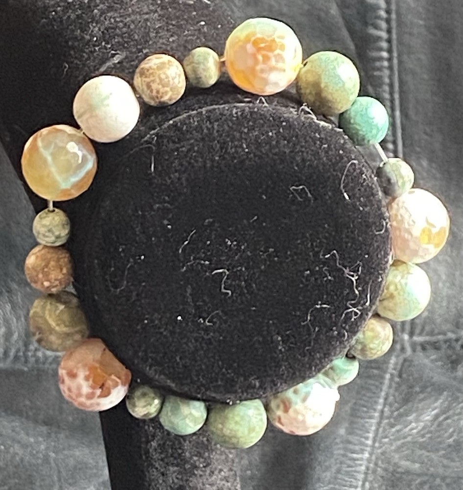 Handmade Peacock Agate & Dyed Agate Bracelet