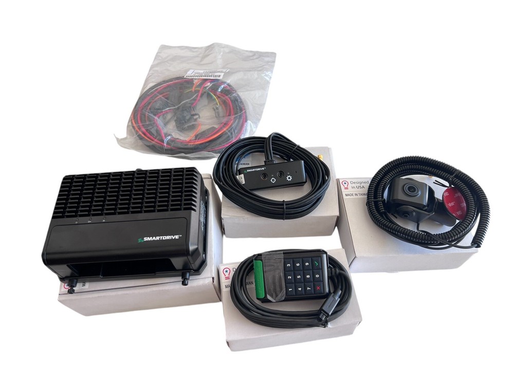 Omnitracs SmartDrive Kit SR4 Controller, Camera Bundle