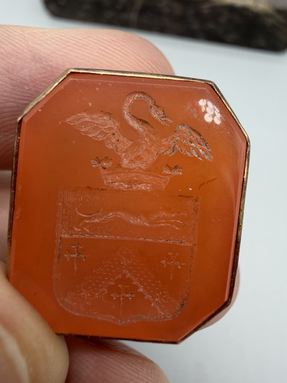 Antique Victorian 15k Gold Mounted Carnelian Seal Fob with Family Crest