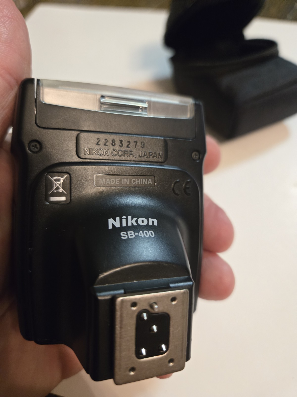 Nikon Speedlight SB-400 Shoe Mount Flash for Nikon..Video Attatched