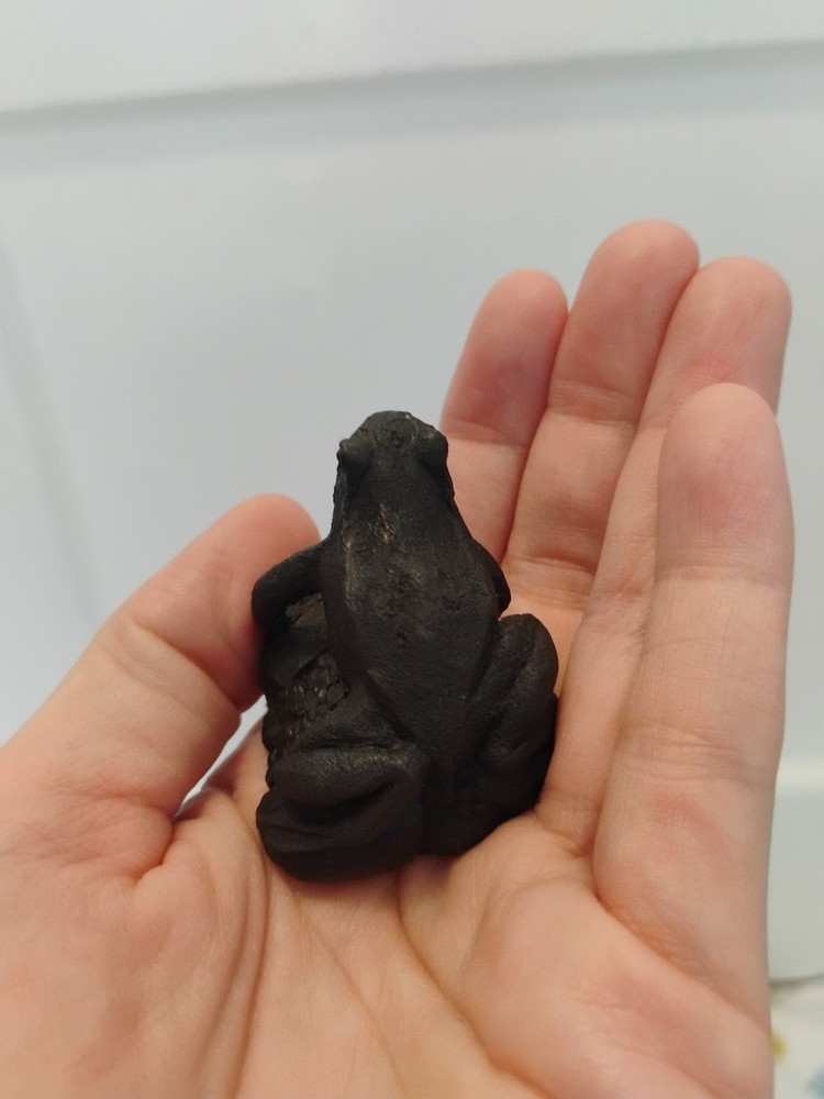 SMALL JLS SIGNED Frog SCULPTURE FIGURINE