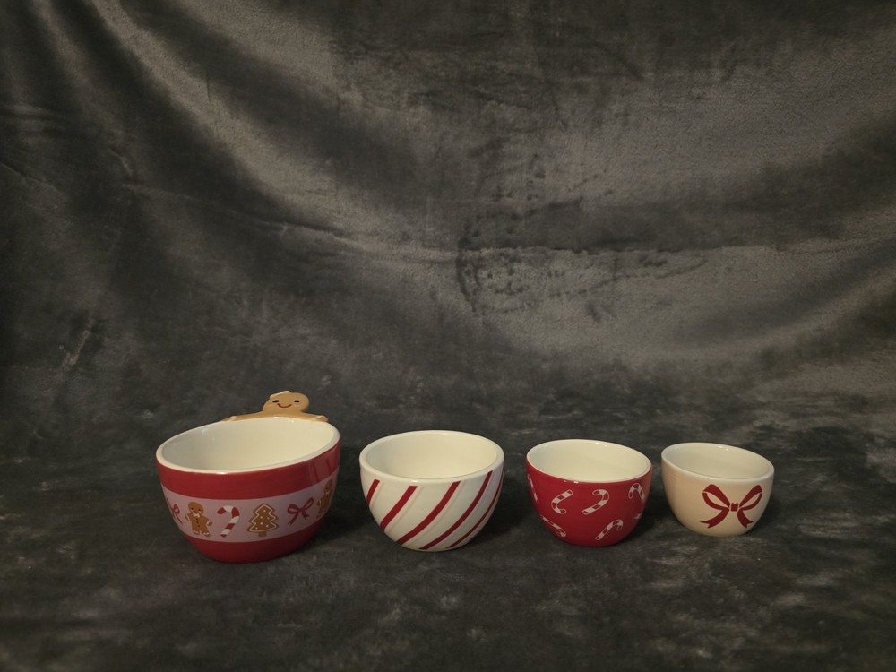 ceramic nesting measuring cups, holiday-themed set gingerbread Man