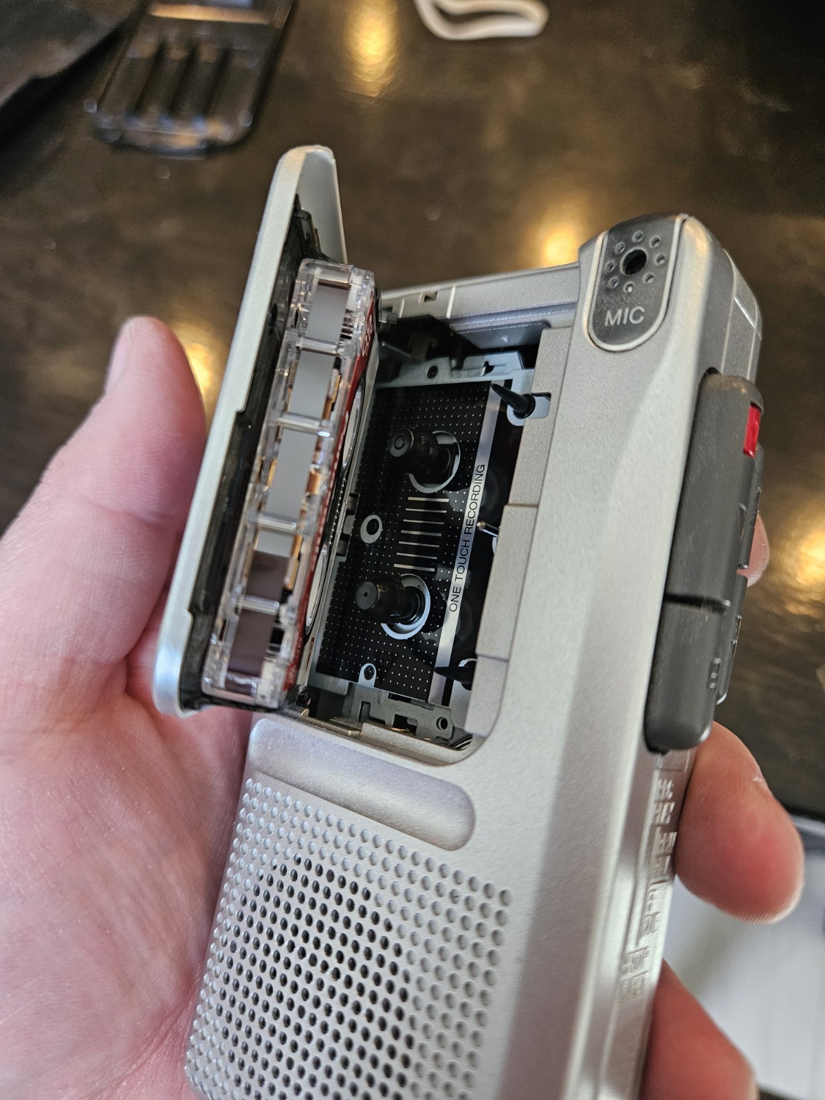 PANASONIC VAS RN-305 HANDHELD CASSETTE VOICE RECORDER. FULLY TESTED