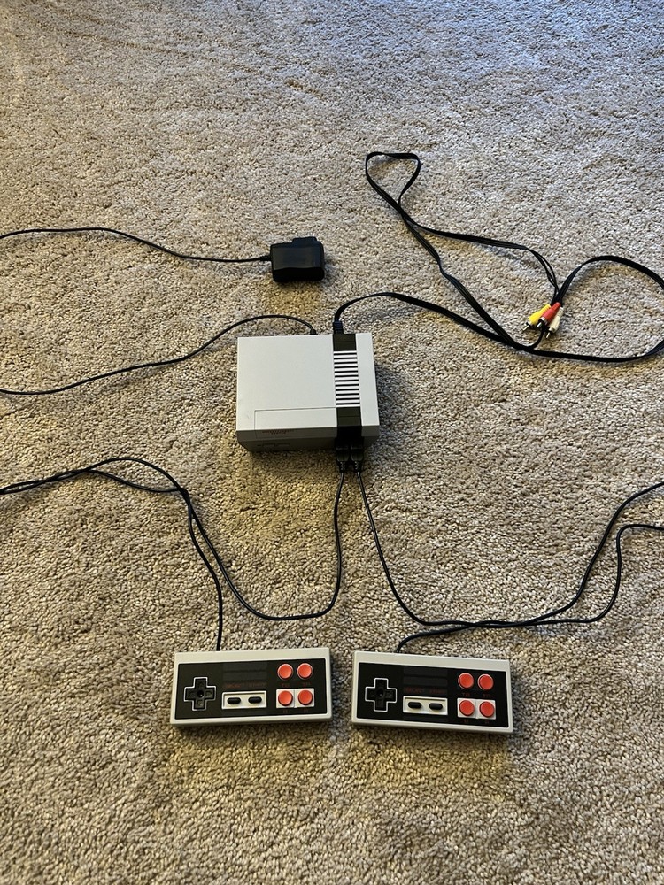 Nintendo Nes Classic Edition Mini Console System W 2 Controllers (WorkingTested)