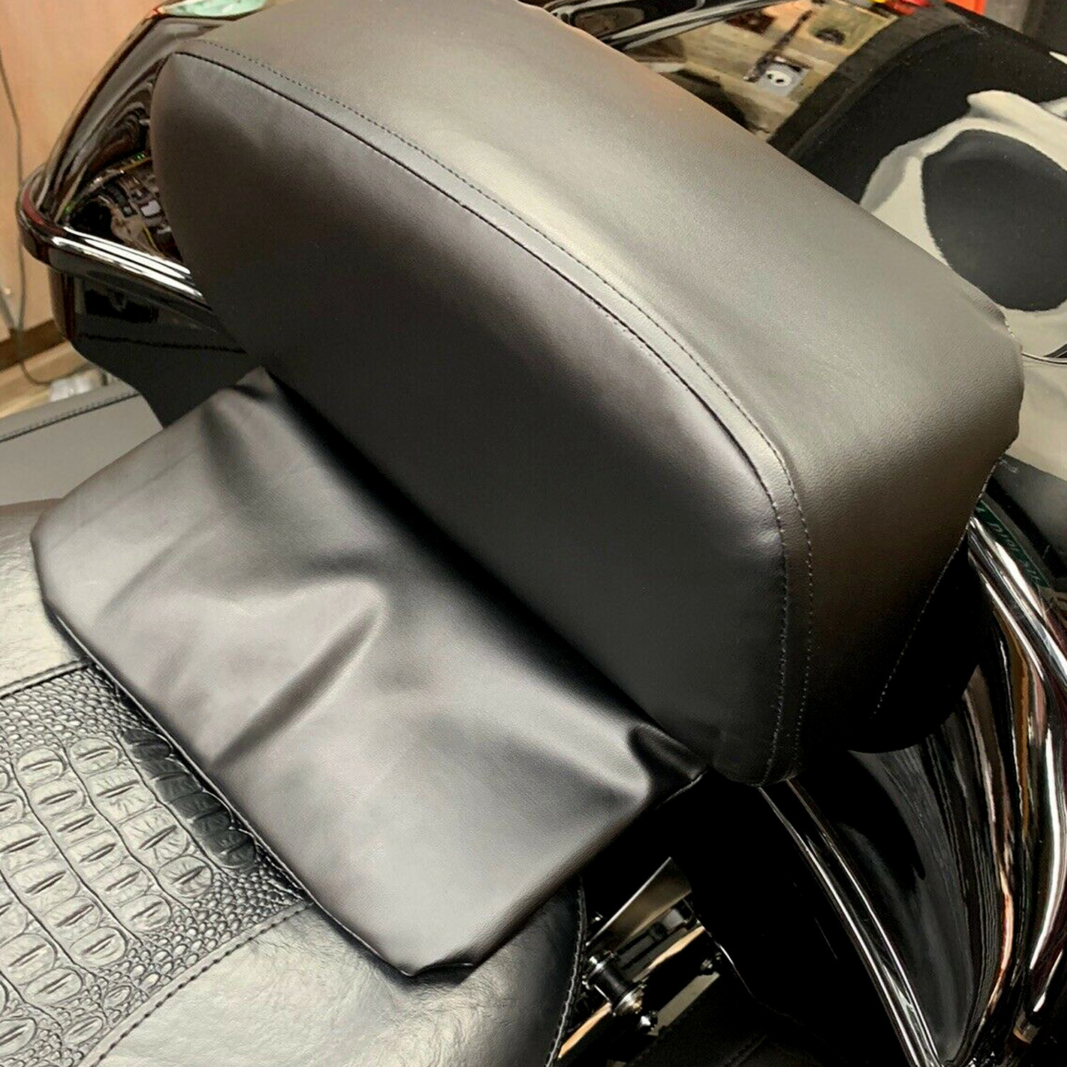 KUAFU Chopped Backrest Pad for 14-23 Harley Touring Razor Tour Pak Pack Trunk