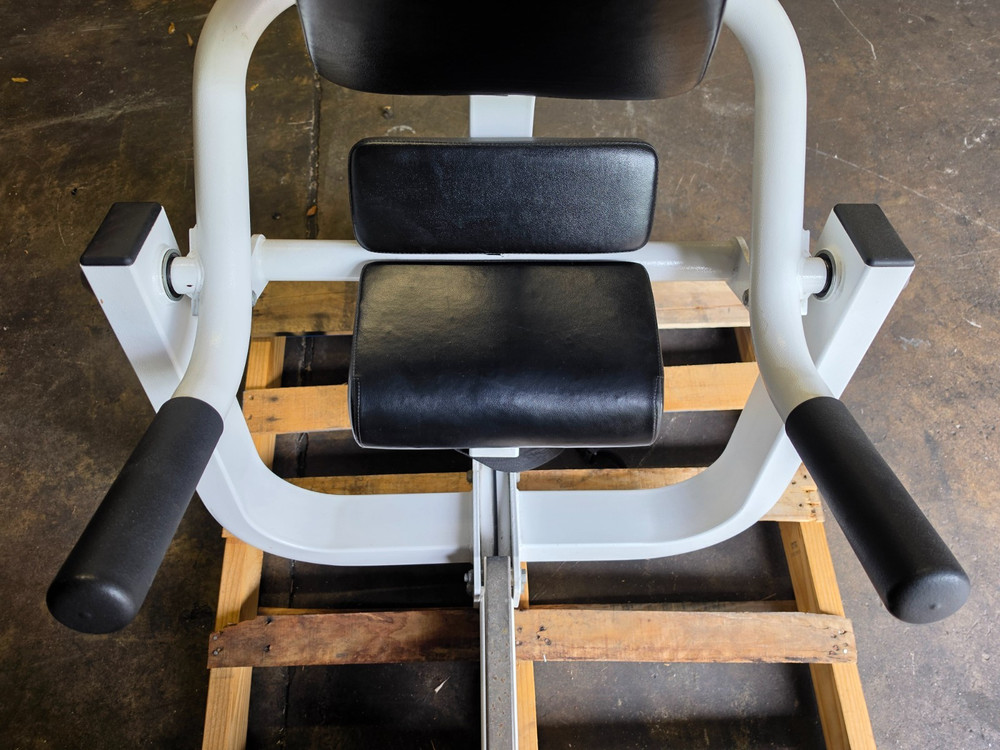 HOIST Low Back Selectorized Machine HS 1225 Commercial