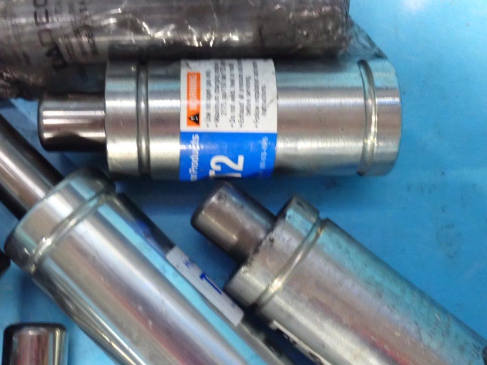 SPRINGS & STRUTS 08250560809