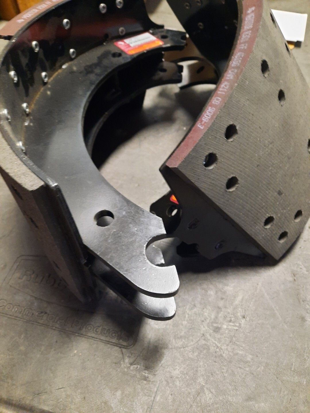 Meritor 4515G SR3014515Q Brake Shoe 16.5"x7" New Surplus With Hardware