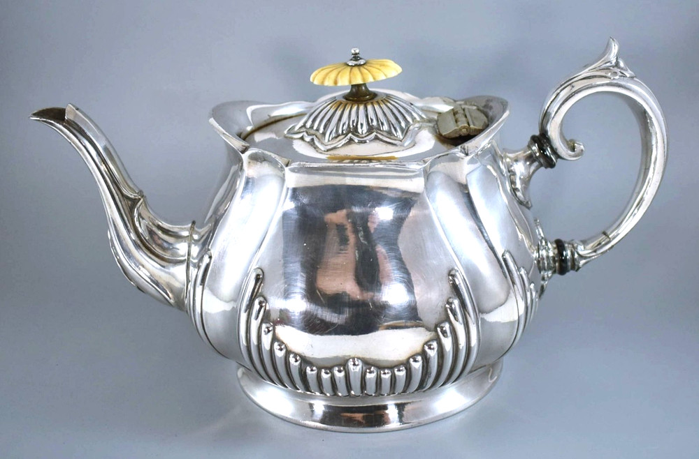 ANTIQUE SILVER PLATE TEAPOT MARK WILLIS & SON c1900