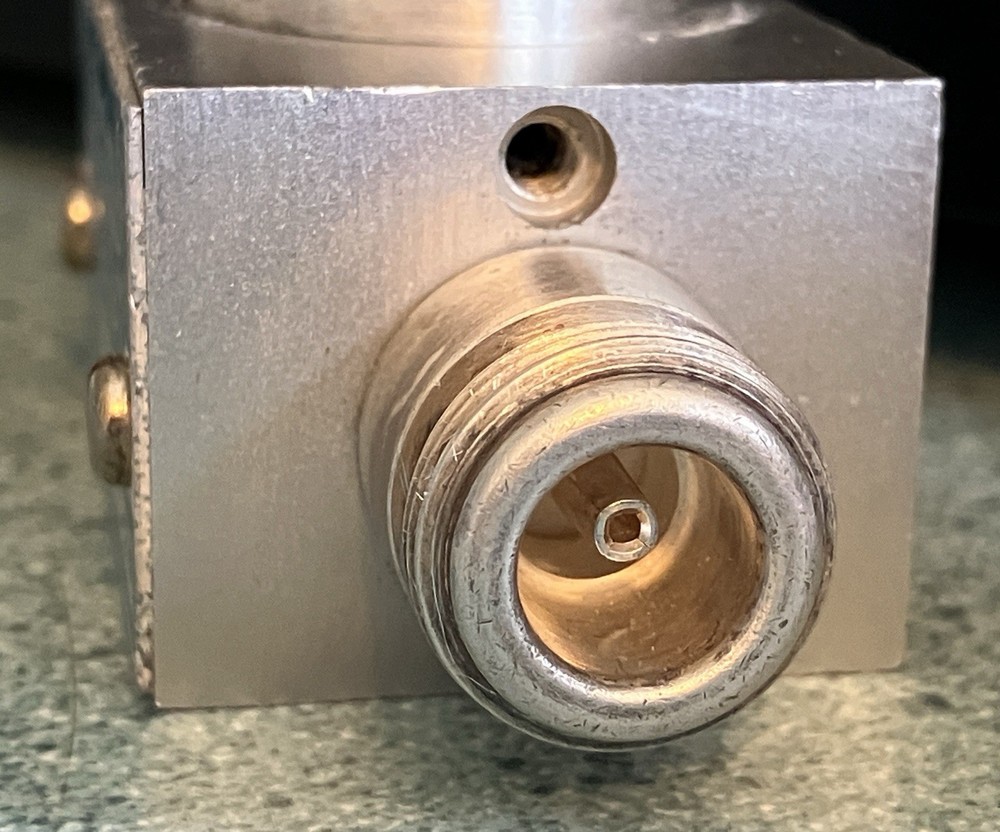 Bendix Microwave Devices- DIRECTIONAL COUPLER - Model 517N3 - 0-12 Watts
