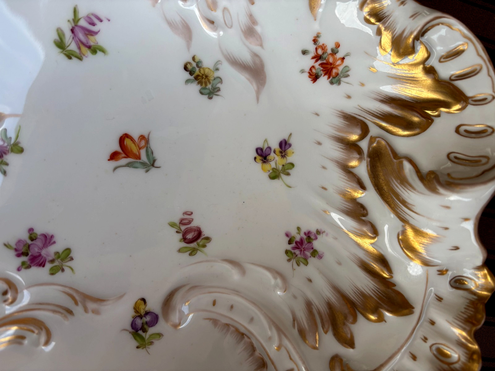 Antique Porcelain Ousters Bowl