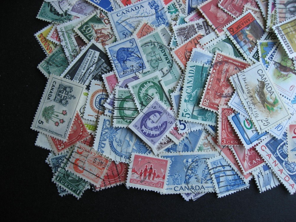 Canada collection 250 different U all pre 1970 stuff here!!