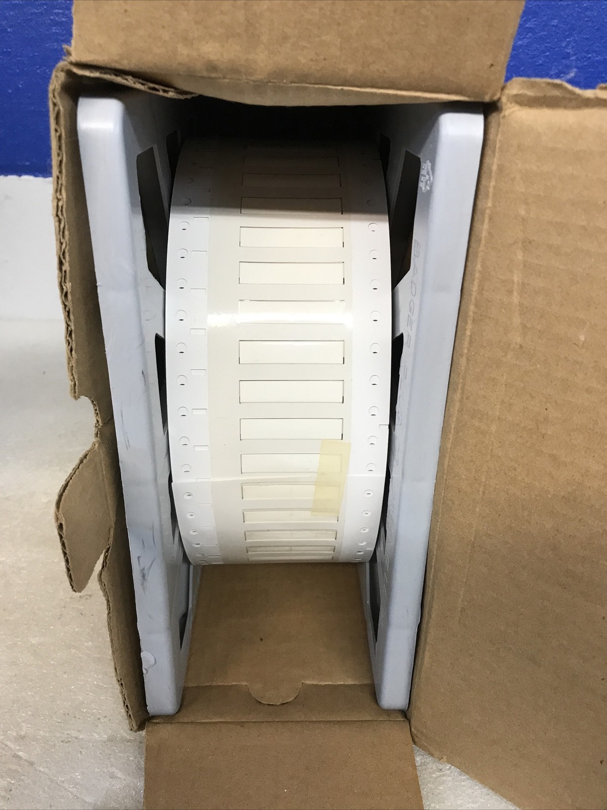 Brady ZH-187-150-WT-2 PermaSleeve Wire Markers White 5000 Count Roll New In Box