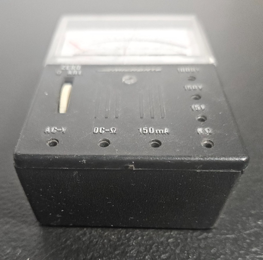 VOLTAGE METER. VINTAGE MICRONTA MADE IN KOREA. UNTESTED
