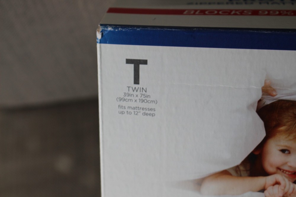New Twin ALLEREASE Max Allergy & Bedbug Protection Zippered Mattress Cover BNIB