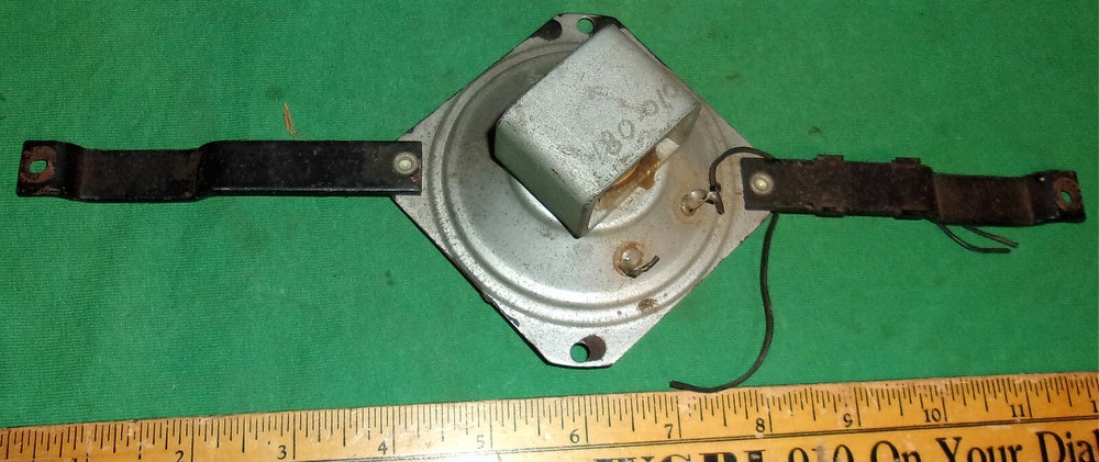 3 1/2 Inch Tweeter (bracket-mounted, Jensen?) Clean! 8-ohm Working!