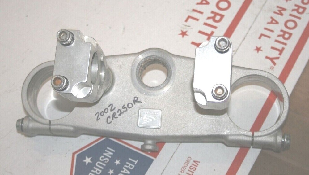 2002 HONDA  250 TOP TRIPLE TREE