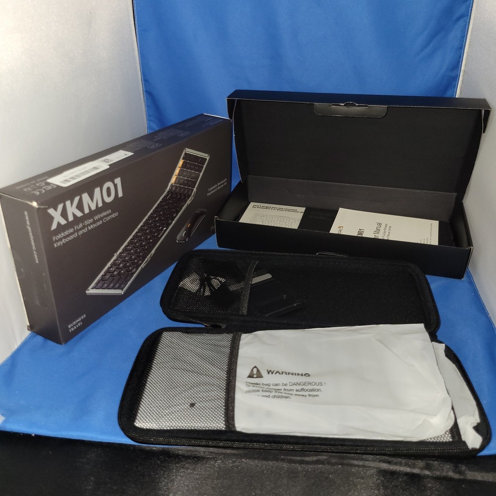 Foldable Keyboard and Mouse, XKM01 Folding Bluetooth Keyboard Mouse Black Gray