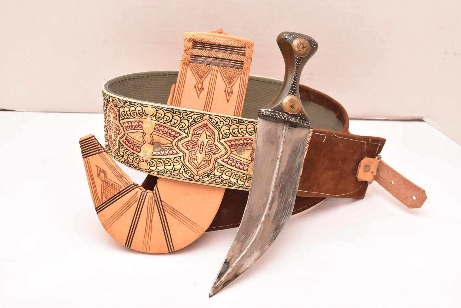 Beautiful Antique Authentic Yemeni Jambiya Dagger With Belt Knife Vintage-