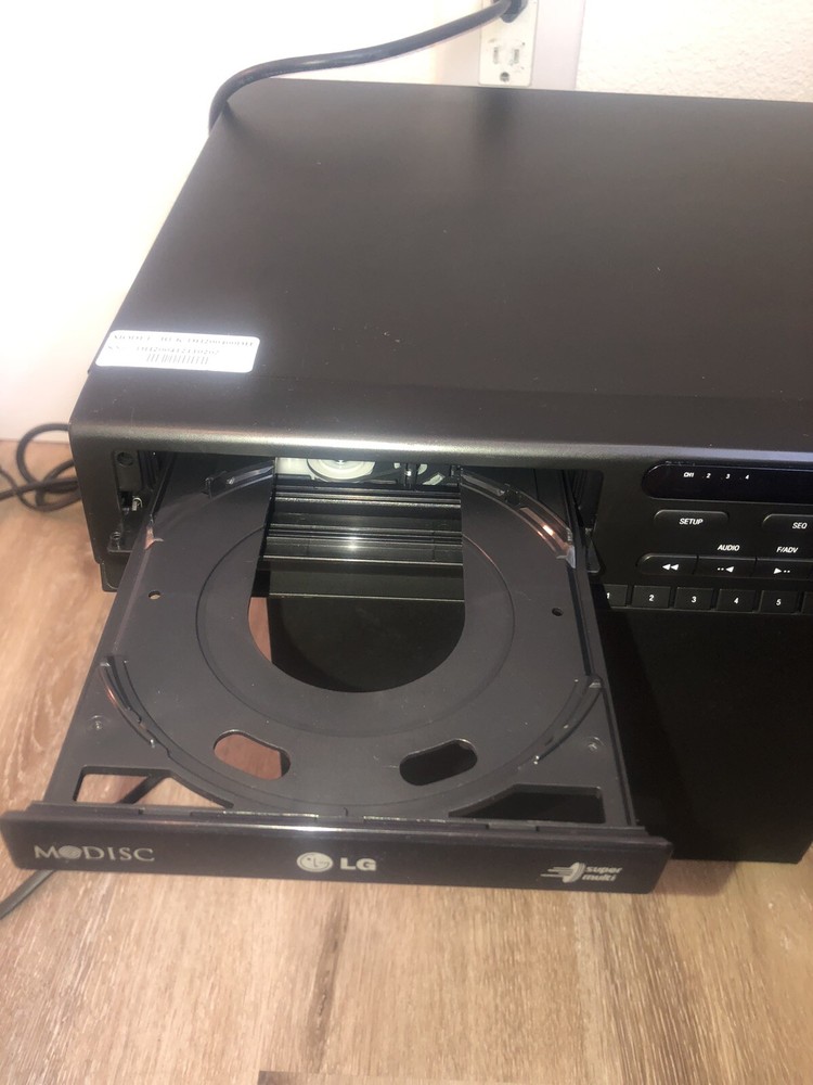 Super Circuits Black BLK-DH200400DH Channel Security DVR