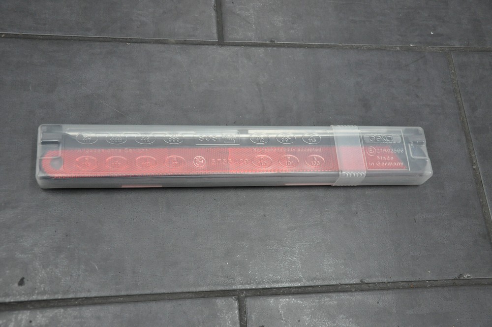 Warning triangle BMW E46 Compact E61 Touring breakdown triangle with container 6756429